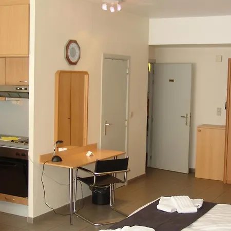 City Apartments Antwerpen Anversa